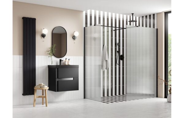 Luxe 800mm Fluted Wetroom Panel & Side Panel Arm - Black